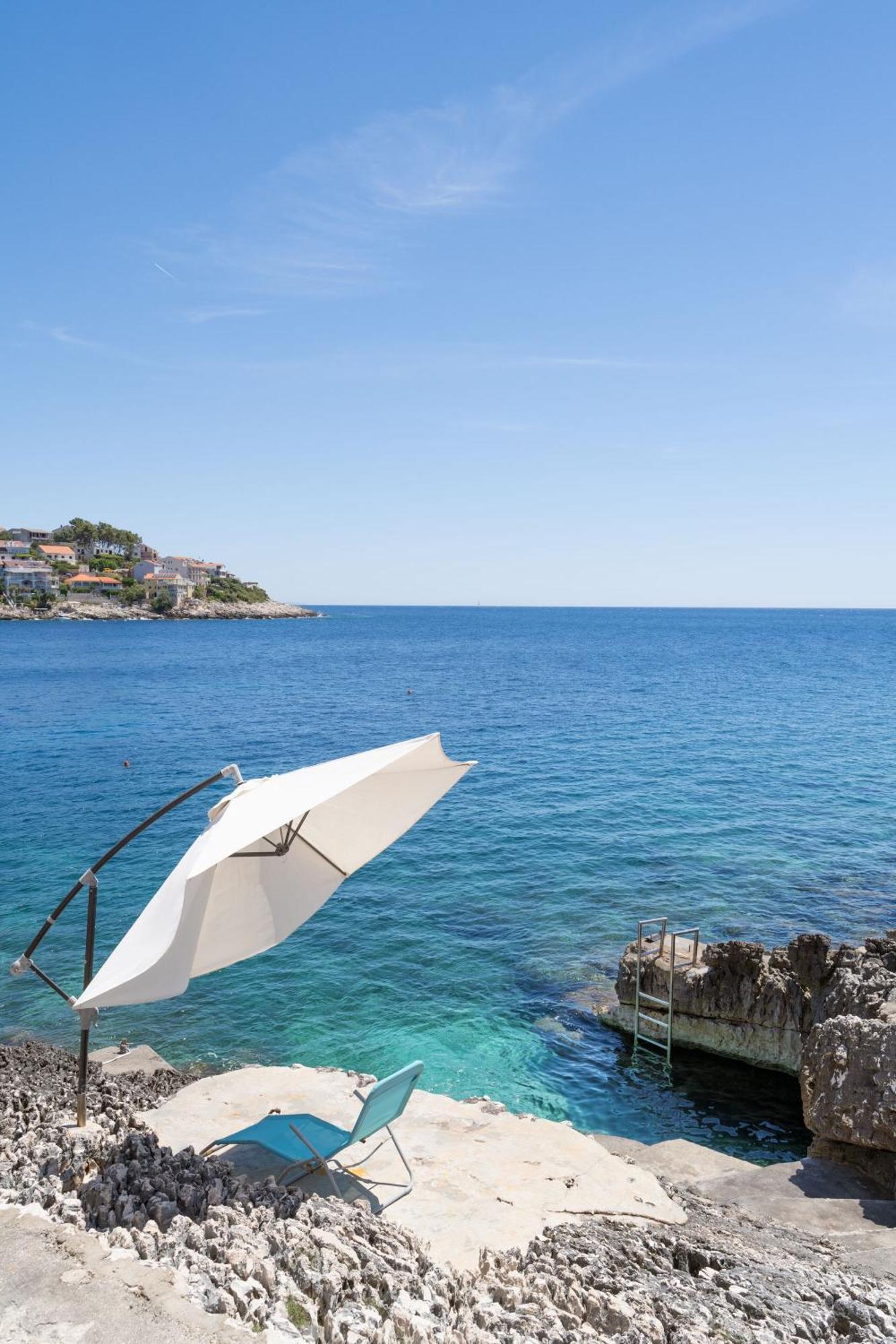 Apartmani Marelic - Sun Beach Zavalatica Bagian luar foto